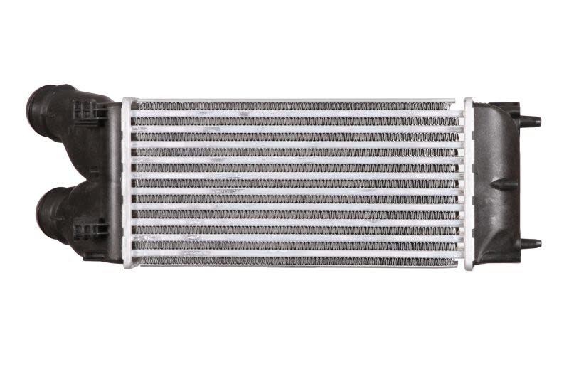 Chłodnica powietrza intercooler NISSENS 96584