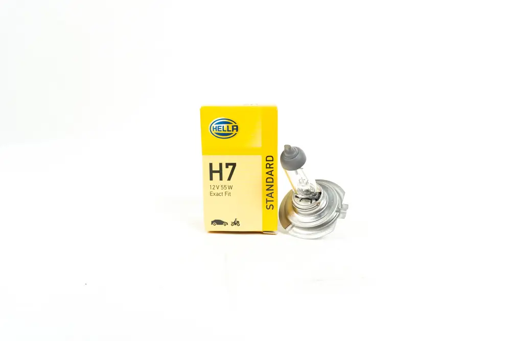 Żarówka HELLA 8GH 007 157-121