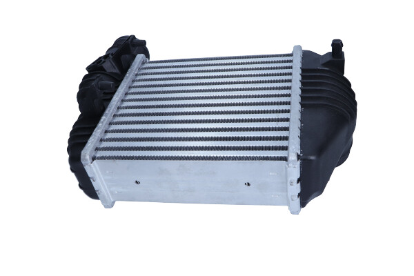 Chłodnica powietrza intercooler MAXGEAR AC335498