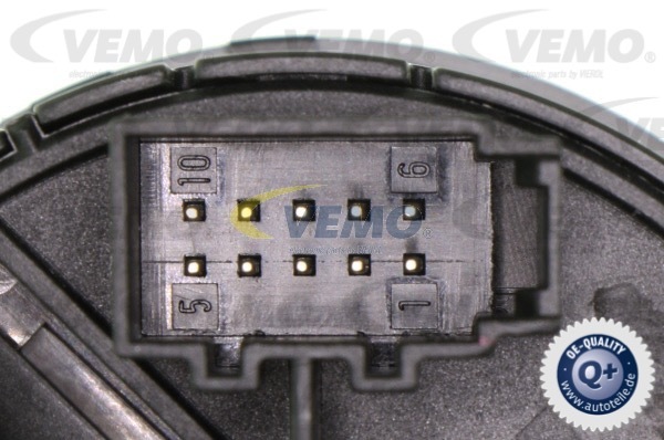 Włącznik świateł głównych VEMO V10-73-0388