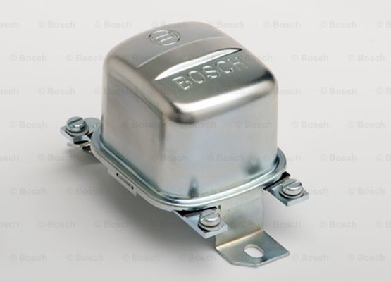 Regulator napięcia BOSCH F 026 T02 204