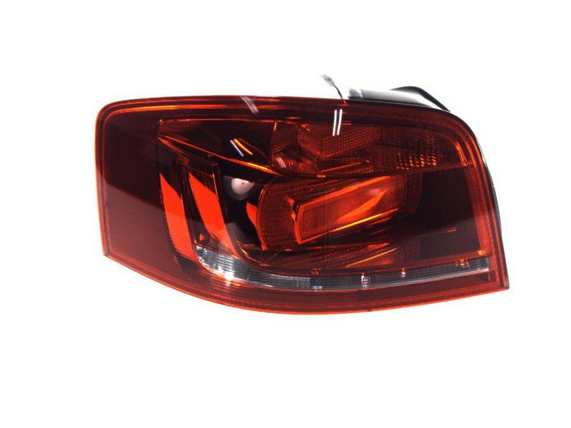 Lampa tylna zespolona MAGNETI MARELLI 714021910702