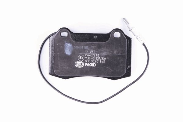 Klocki hamulcowe HELLA 8DB 355 018-631