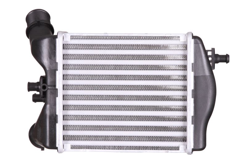 Chłodnica powietrza intercooler DENSO DIT09111