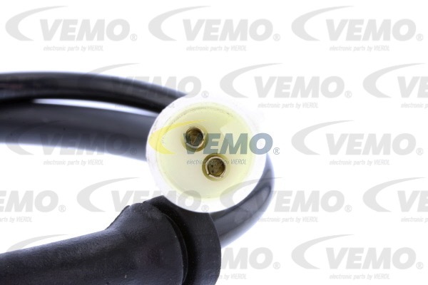 Czujnik ABS VEMO V46-72-0092