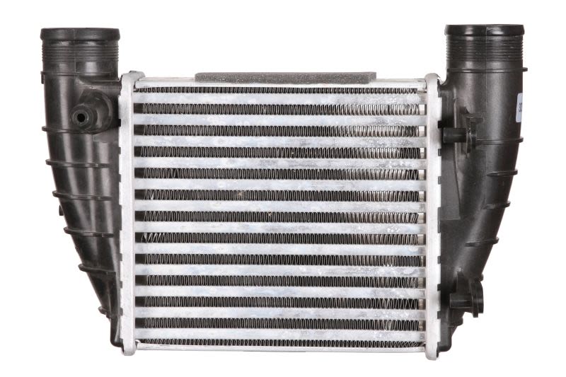 Chłodnica powietrza intercooler NRF 30378