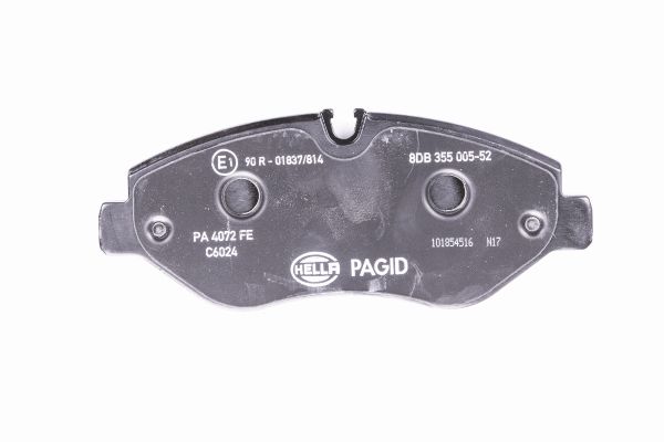 Klocki hamulcowe HELLA 8DB 355 005-521
