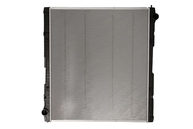 Chłodnica NISSENS 640670