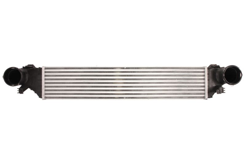 Chłodnica powietrza intercooler NISSENS 96672