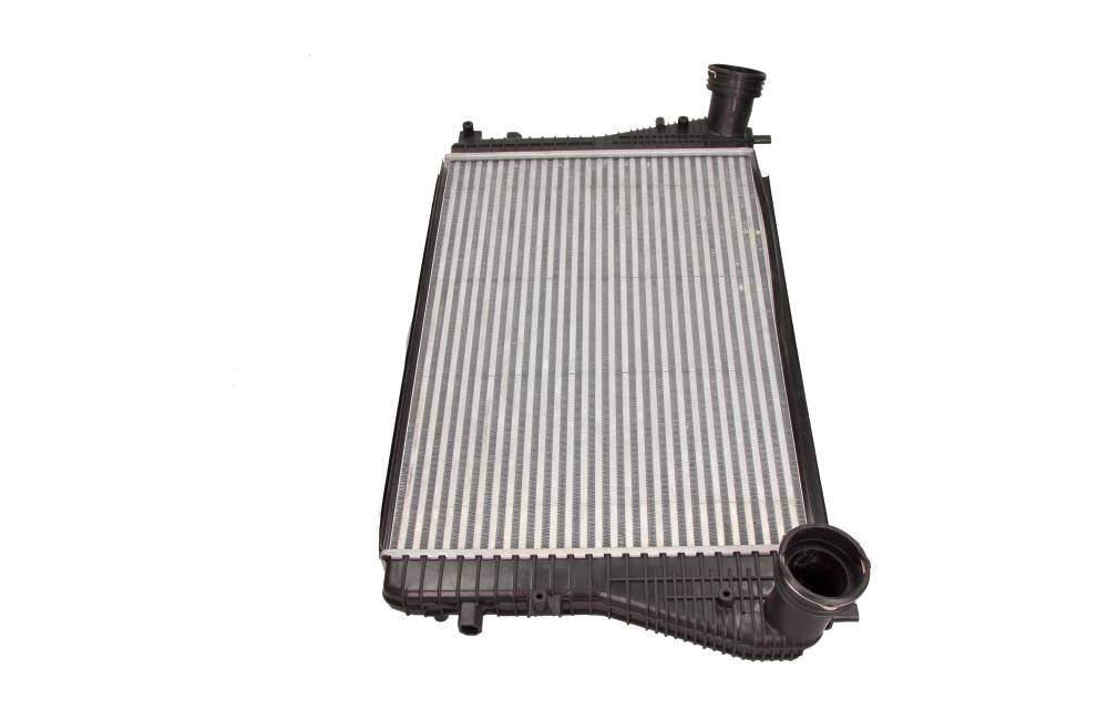 Chłodnica powietrza intercooler MAXGEAR AC651074