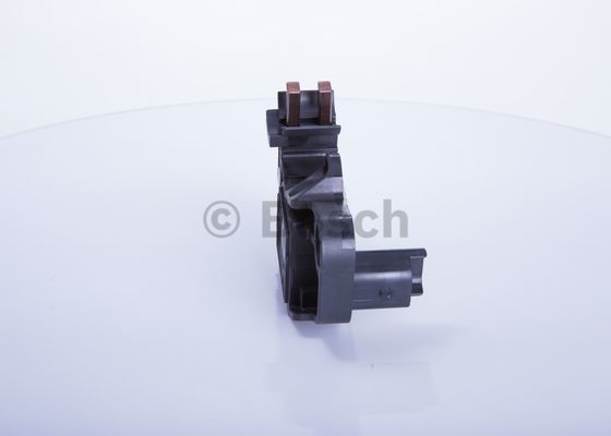 Regulator napięcia BOSCH 0 272 220 736