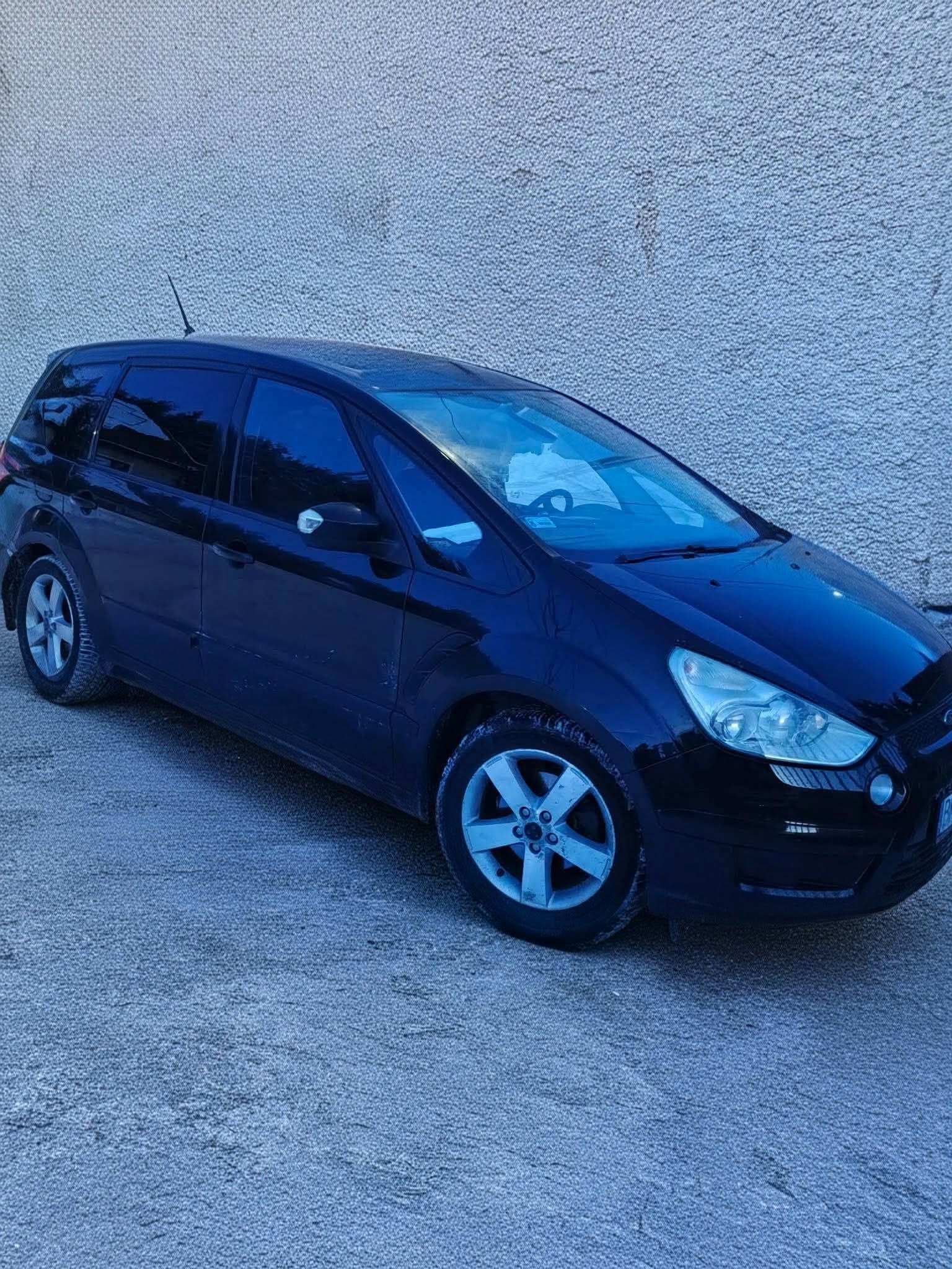 Witam sprzedam Forda S max 1.8 125 km dizel  w całości na  części  więcej priv lub pod nr tele 697264708
