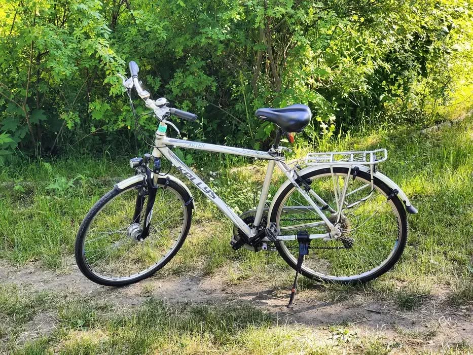 Sprzedam Rower Trekkingowy Giżycko Odbiór Osobisty 500zł

Rower Trekkingowy Kellys Carter 50 2016 na kołach 28 rama L

Rower na osprzęcie Shimano 3x8

Licznik rowerowy lampka z przodu zasilana na dynamo,bagażnik,błotniki,dzwonek

Rower w stanie jak zdjęciach jeździ przerzutki chodzą tak więc można odrazu wsiadać i jechać.

Lokalizacja Giżycko Warmińsko-mazurskie nie wysyłam nie dowożę
Cena Ostateczna