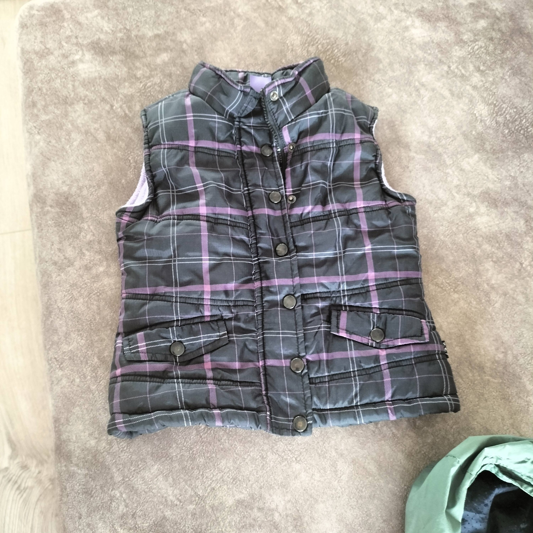 Ubrania chłopięce od 92 do 122. 3 zł za sztukę. Zapraszam.