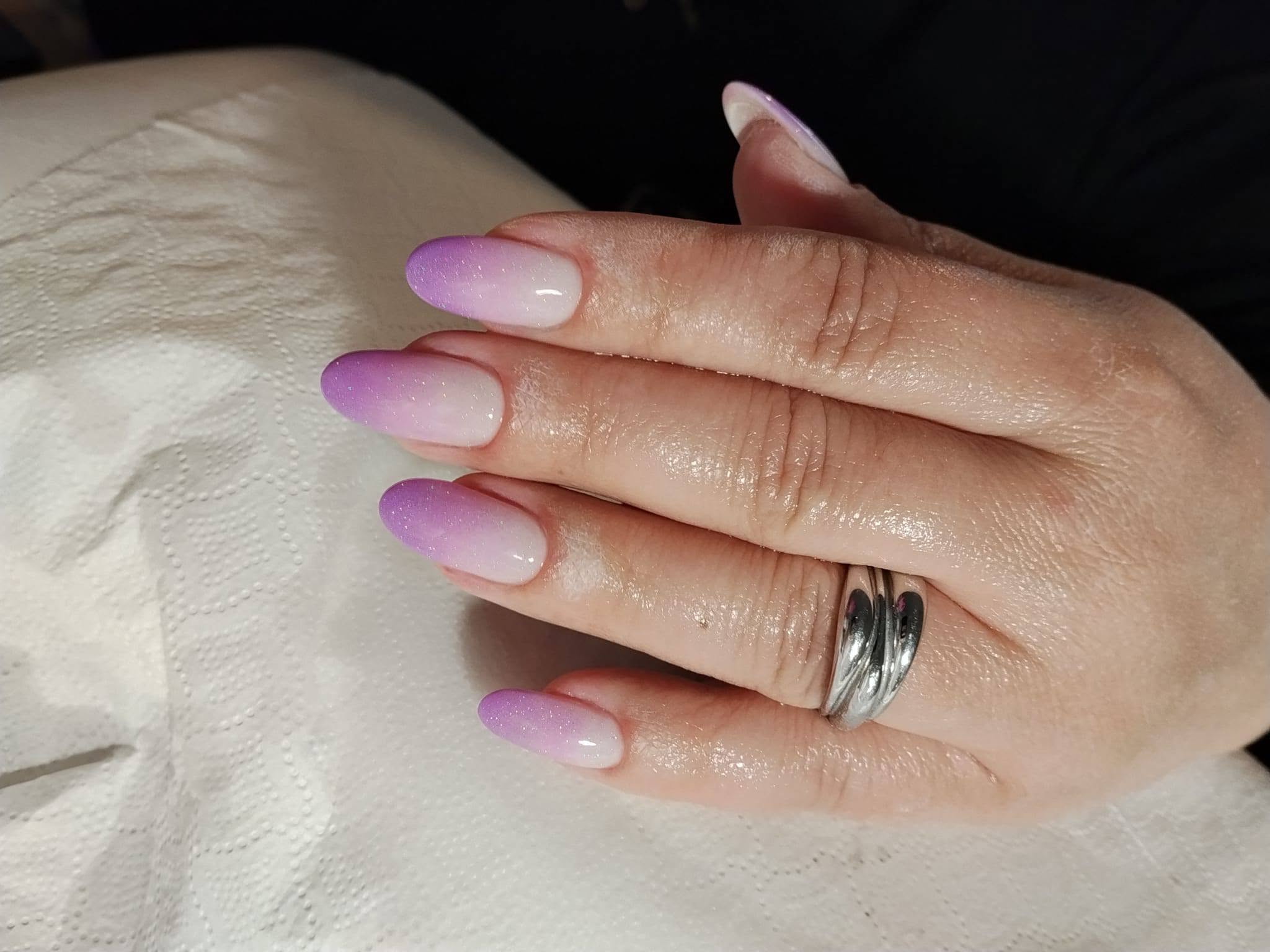 Zapraszam na stylizacje paznokci
- Manicure hybrydowy
- Przedłużenie paznokci metodą żelową 
- Nadbudowa
- Uzupełnienie
- Rekonstrukcja paznokci. Kontakt 797724758. Pozdrawiam
with 3 Attachments: