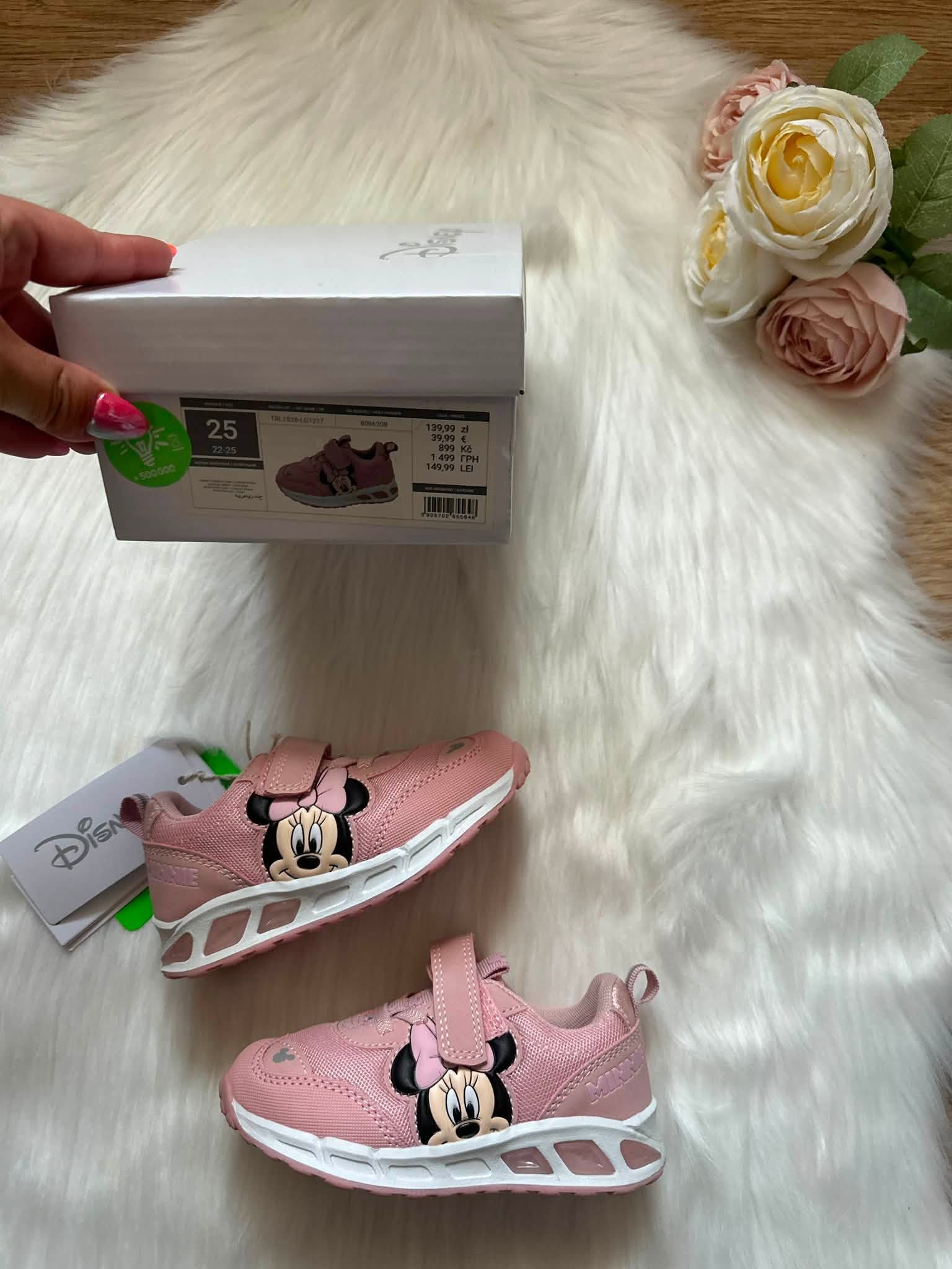 🌸 Sprzedam: nowe Bucki Cool Club 🙂

🌸 Rozmiary dostępne na kartonikach 🙂

🌸 Komplet Małe Cuda rozmiar 86 ❤ Stan idealny

🌸Plecaki Puma/ torby podróżne CXL/torby Hunter itd 🙂

Zapraszam ❤