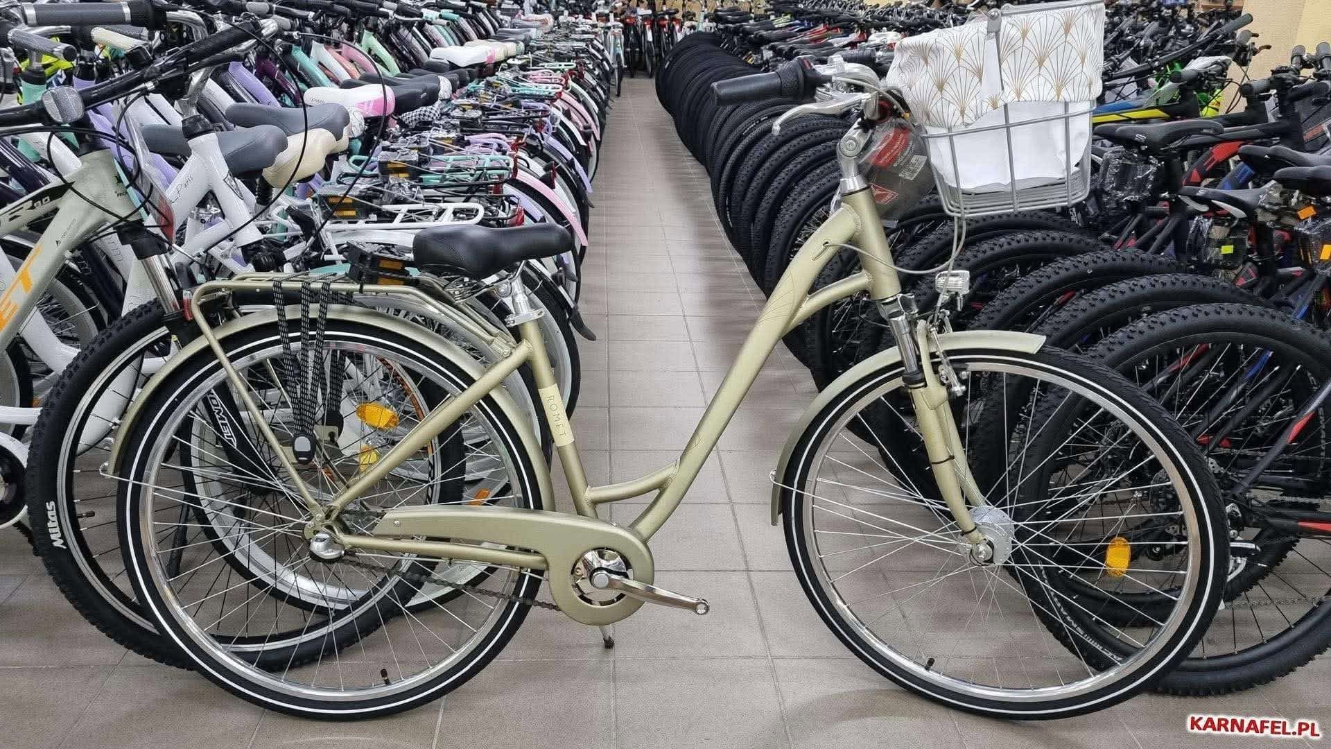 Dnia 06.09.2026 spod klatki na Wojska Polskiego 36 został skradziony rower jak na zdjęciu, gdyby komuś coś się rzuciło w oko, proszę o komentarz.