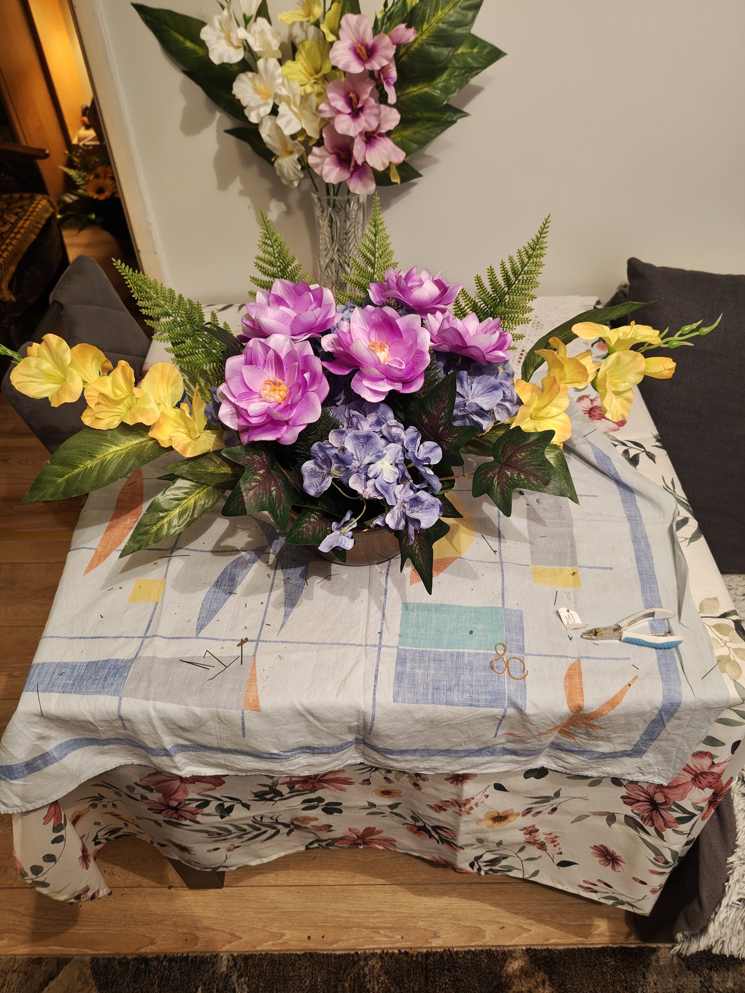 Witam
Pozostała mi jedna wiązanka na grób. cena 65 zł

Z możliwością dowozu na konkretne miejsce spoczynku w Ełku bądź Bartoszach

Kolejne wiązanki w majj