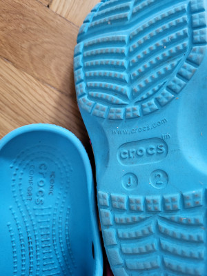 Crocs ( J 2 ) EU: (33-34) Dł. wkładki 19,5cm.
