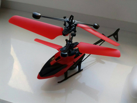 Zabawka elektryczna Helikopter Fakon RC, czujnik zbliżeniowy, pilot na