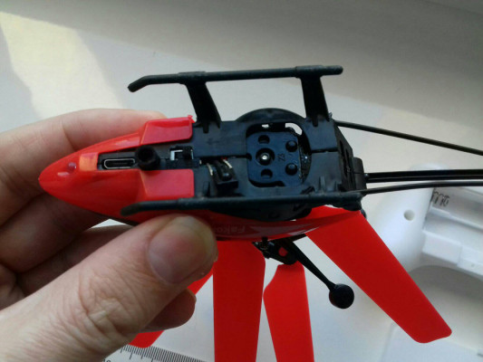 Zabawka elektryczna Helikopter Fakon RC, czujnik zbliżeniowy, pilot na