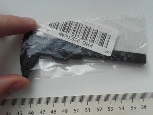 Mała plastikowa suwmiarka, 8cm, kolor czarny, NOWA, 0-80mm