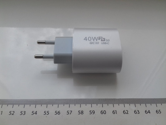 Ładowarka 62-CCA, QC3.0, PD, USB-C, 5V 3A, 9V 2.23A, 12V 1,67A, kolor