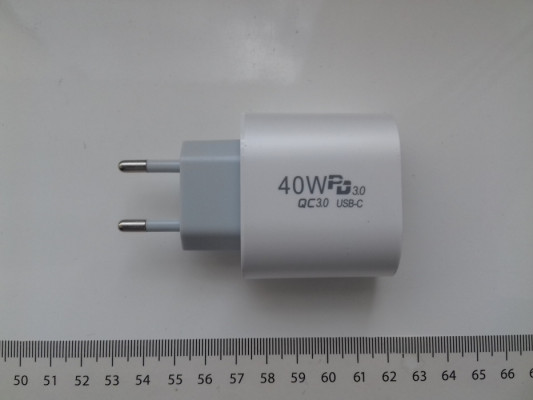 Ładowarka 62-CCA, QC3.0, PD, USB-C, 5V 3A, 9V 2.23A, 12V 1,67A, kolor