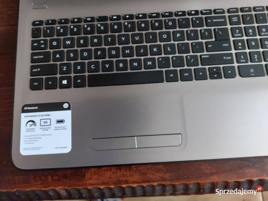 LaptopHP i TP LINK Dwupasmowy Gigabitowy Router BezprzewodowyAC1200