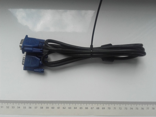 Kabel VGA, D-Sub, 180cm, 1,8m, kolor czarny, niebieskie końcówki, używ