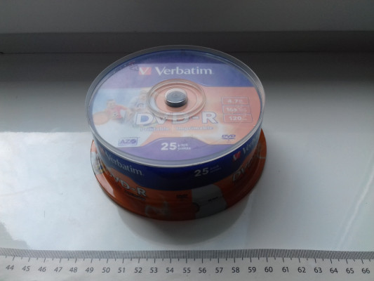 Nierozpakowane, nowe płyty DVD-R Verbatim opakowanie 25sztuk, 4,7GB, 0