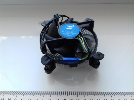 BOX chłodzenie Intel E97379-003, LGA 1150, 1151, 1155, 1156 aluminium,