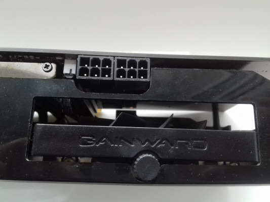 Gainward Phantom GeForce GTX970 4GB GDDR5, DVI, HDMI, 2xmini DisplayPo