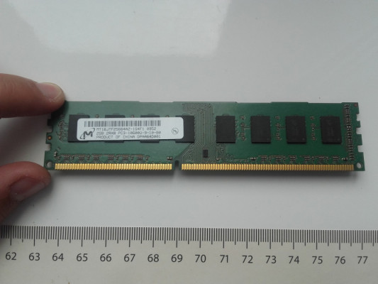 Micron DDR3, 2GB, 1333MHz, PC3 10600 DIMM, HP, Używana Sprawna