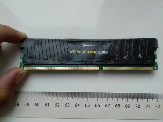 Corsair VENGEANCE LP, DDR3, 4GB, 1333MHz, XMP, 1,5V, CML8GX3M2A1600C9,