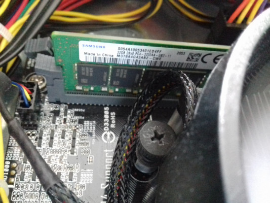 Samsung DDR4, 32GB, PC4 3200MHz, 2933Mbps, 1,2V, M378A4G43AB2-CWE, W85