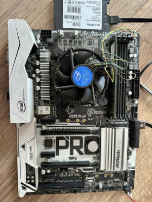 Płyta główna ATX ASRock H270 Pro4 Intel Celeron g3930 4gb ram ssd128gb