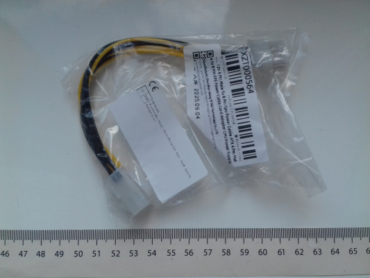 Przejściówka z zasilacza ATX EPS do MB-CPU z 4Pin męski na 8Pin żeński