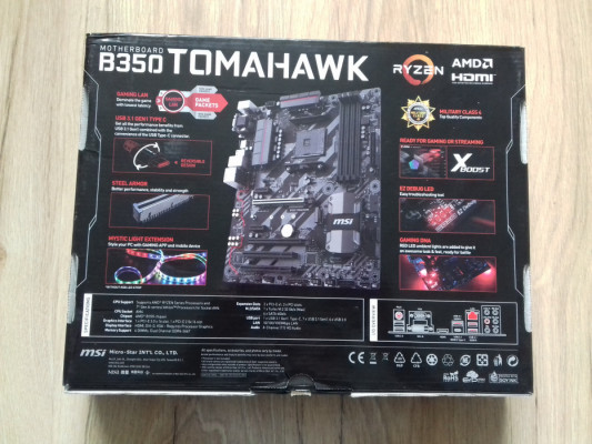 Pudełko od płyty głównej ATX MSI Tomahawk B350, CD, papiery, OCZ, 601-