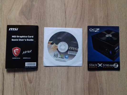 Pudełko od płyty głównej ATX MSI Tomahawk B350, CD, papiery, OCZ, 601-
