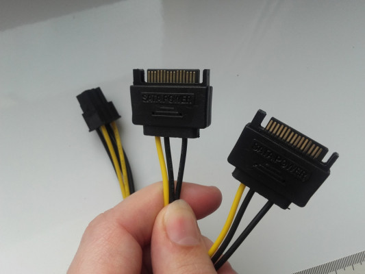 Kabel z 2xSATA do GPU 6pin dla karty graficznej,19cm, PCIE