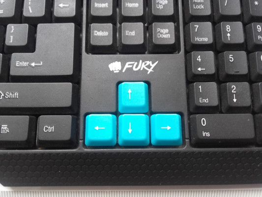 Klawiatura USB Fury HORNET, używana sprawna w bardzo dobrym stanie 201