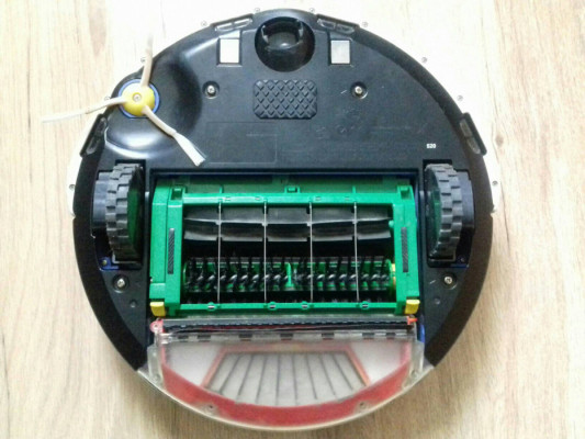 iRobot Roomba 520, używany, akumulator do wymiany 14,4V, wyczyszczony,