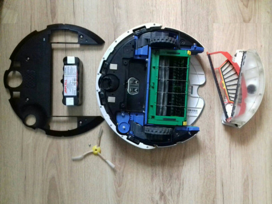 iRobot Roomba 520, używany, akumulator do wymiany 14,4V, wyczyszczony,