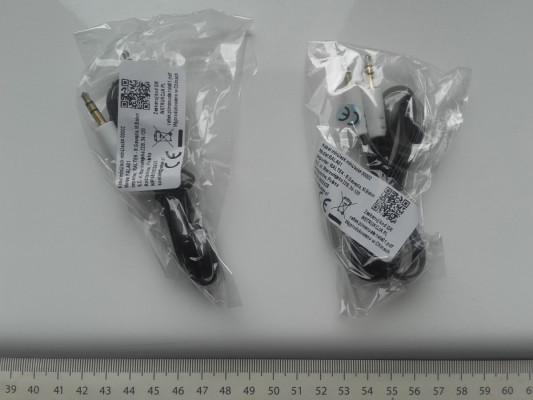 Kabel audio 1m AUX miniJack 3,5mm płaski, stereo 100cm QR raltek