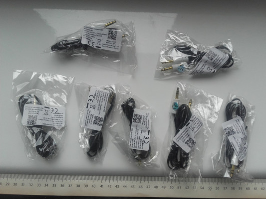 Kabel audio 1m AUX miniJack 3,5mm płaski, stereo 100cm QR raltek