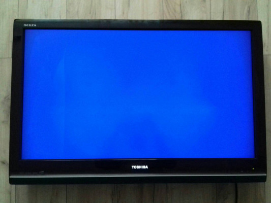 TV Toshiba Regza 37XV635DG 37cali, FullHD, HDMI, USB, EURO, PC(VGA), o