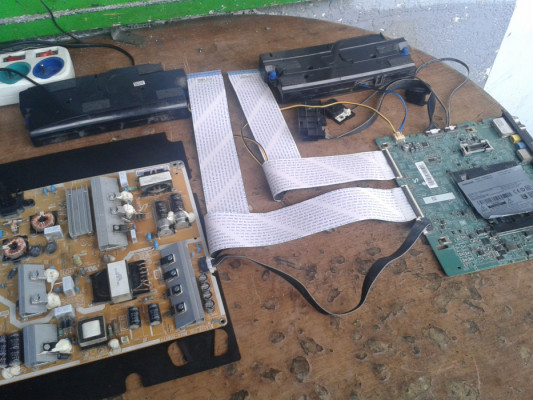 samsung ue49mu6272u -plytki/ panas. 37pilot40zl /lg32ke3300pilot  50zl