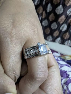 Pierścionek z cyrkonią biżuteria Elegancka