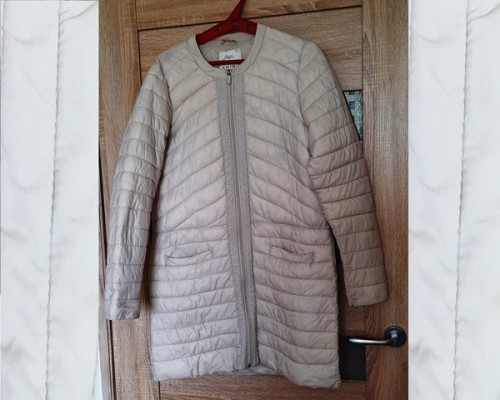 Kurtka wiosenna, przedłużona 80-85 cm, poliester, kość słoniowa, roz.M